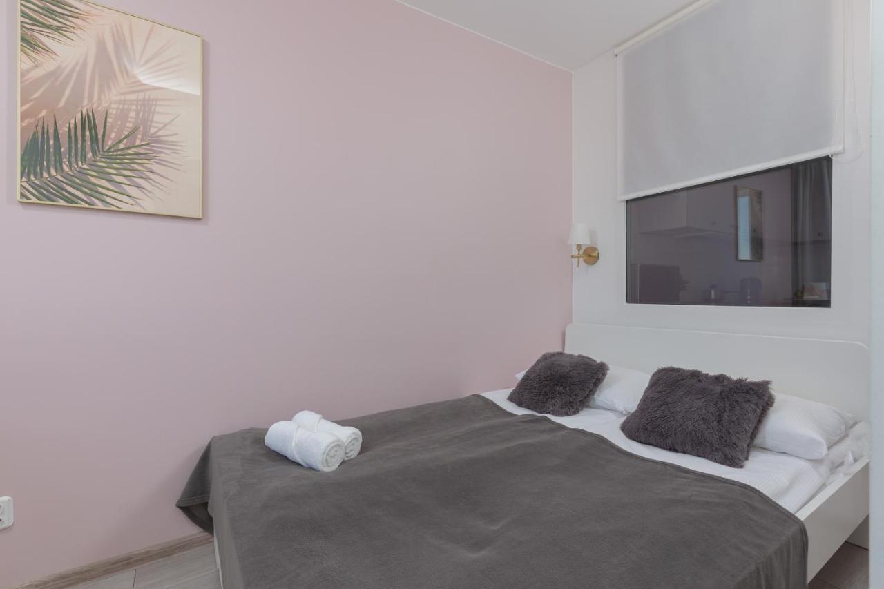 Apartaments Solec 79 By Noclegi Renters Warsaw Exterior photo