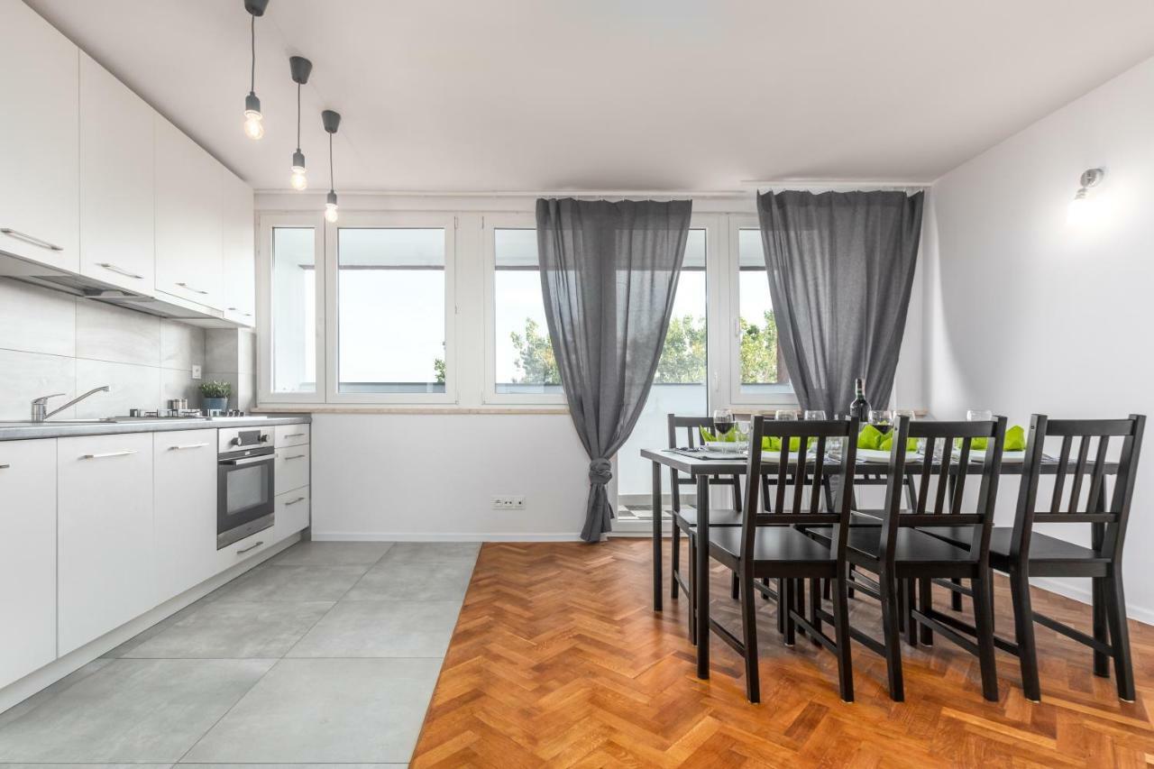 Apartaments Solec 79 By Noclegi Renters Warsaw Exterior photo